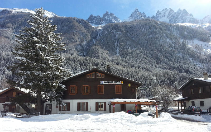 Chalet-Gite Chamoniard Volant Hostel - A ski resort hostel in Chamonix