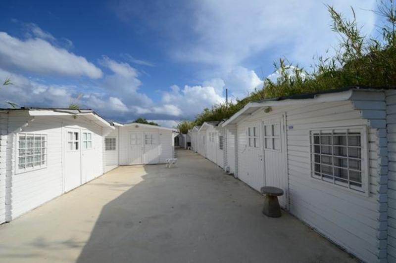 Paradise Beach Camping - Top budget hostel in Mykonos