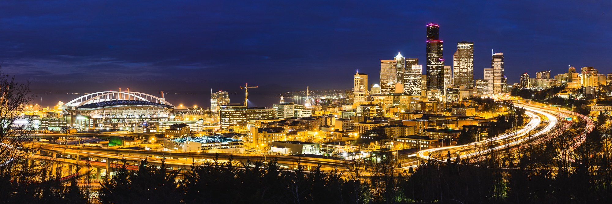 seattle skyline long expsoure at dawn west coast road trip roaming ralph