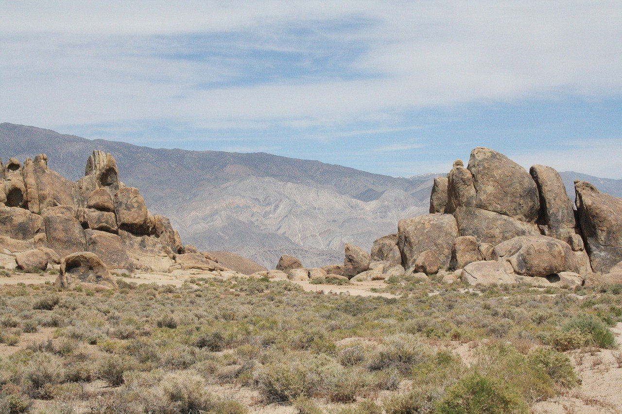 alabama hills sunrise alpenglow eastern sierra nevada