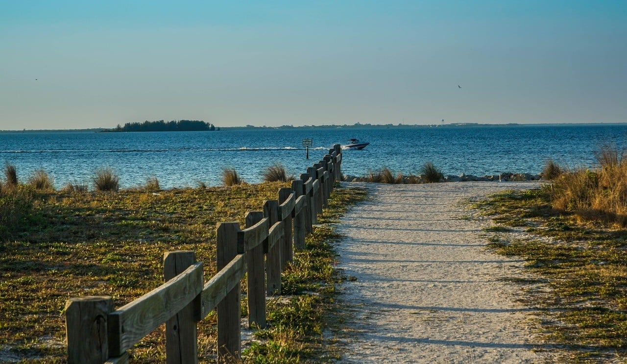 beach boardwalk in florida