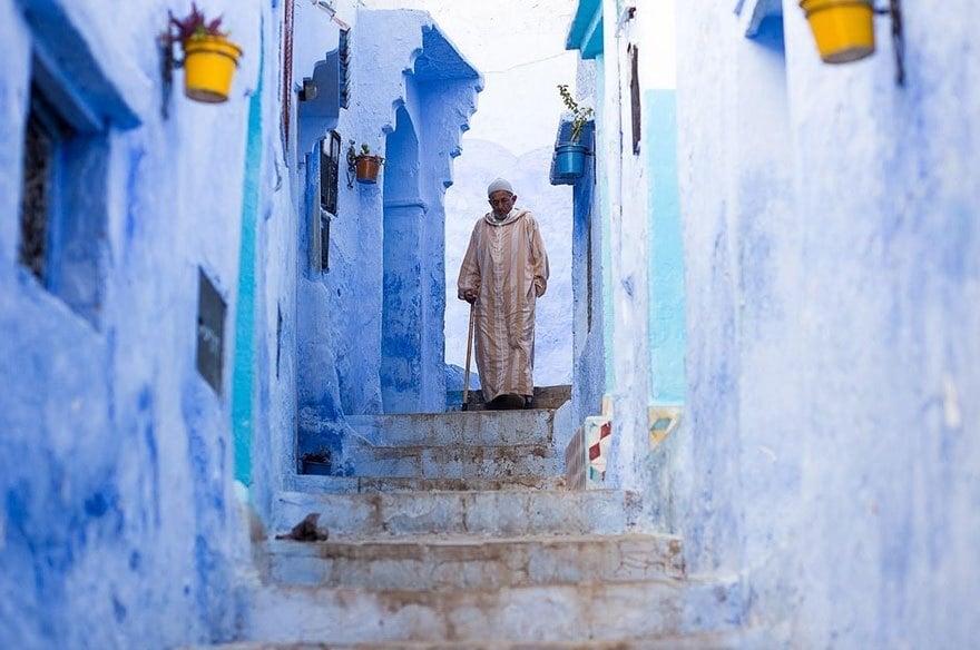 A Moroccan man in an alleyway