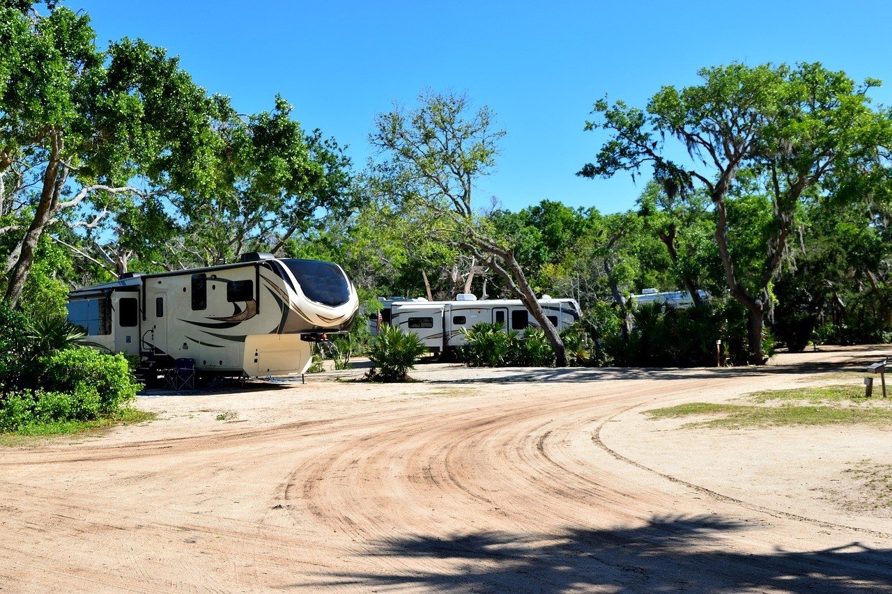florida campground with rvs