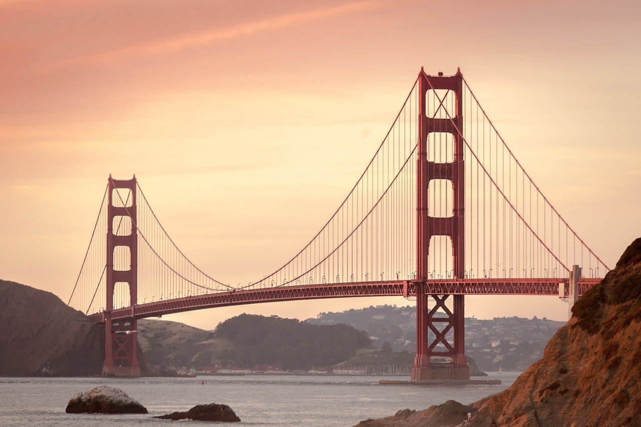 golden gate bridge at dawn road trip to san francisco