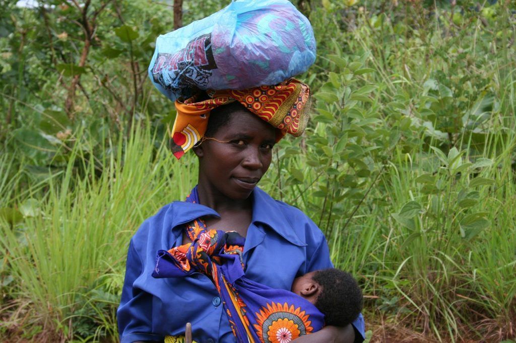 mozambique tribal woman