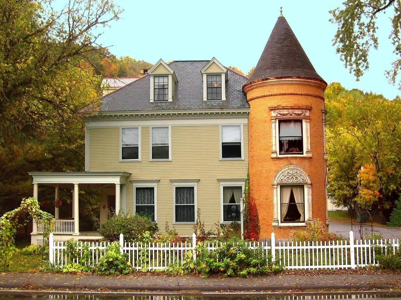 charming new england home