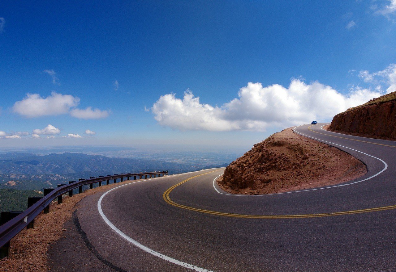 pikes peak highway crazy turn colorado rockies