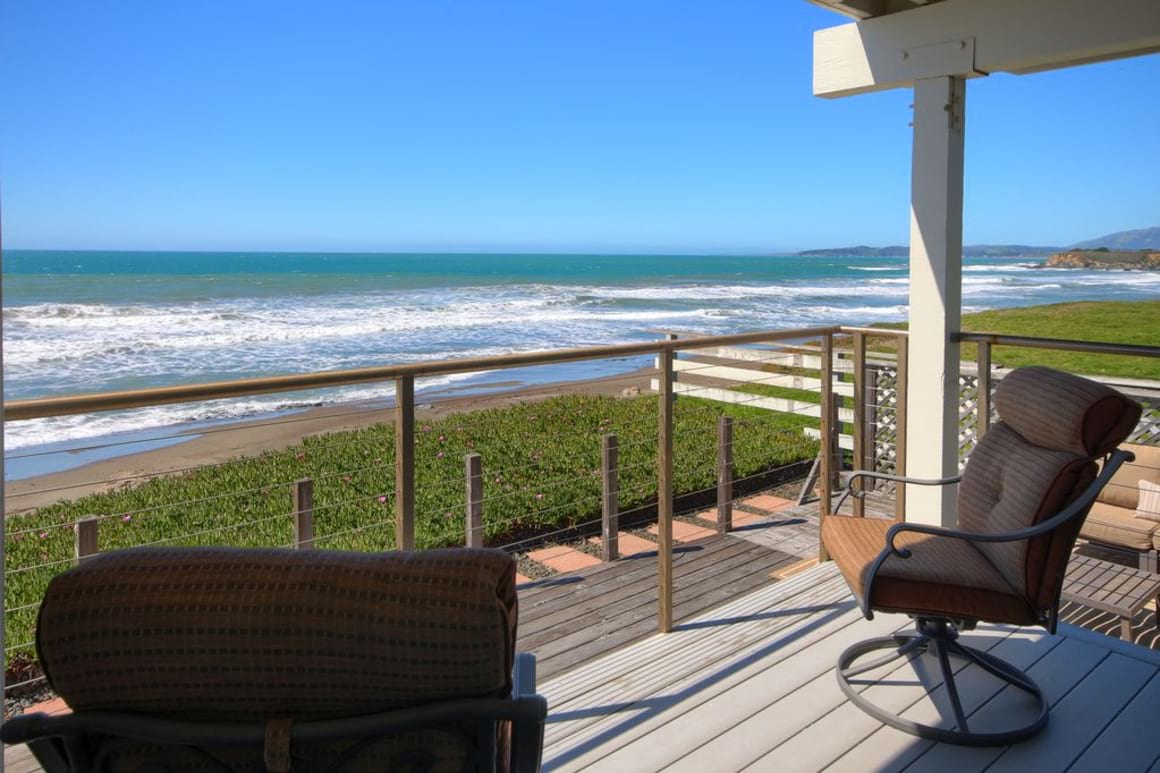 4 Bedroom Oceanfront Apartment