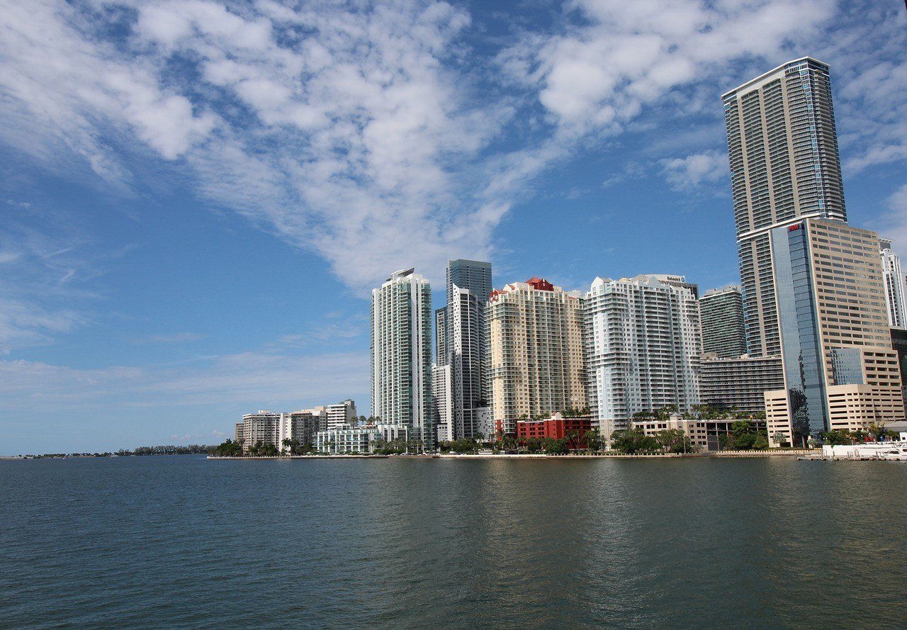 The water and shore at Brickell area in Miami