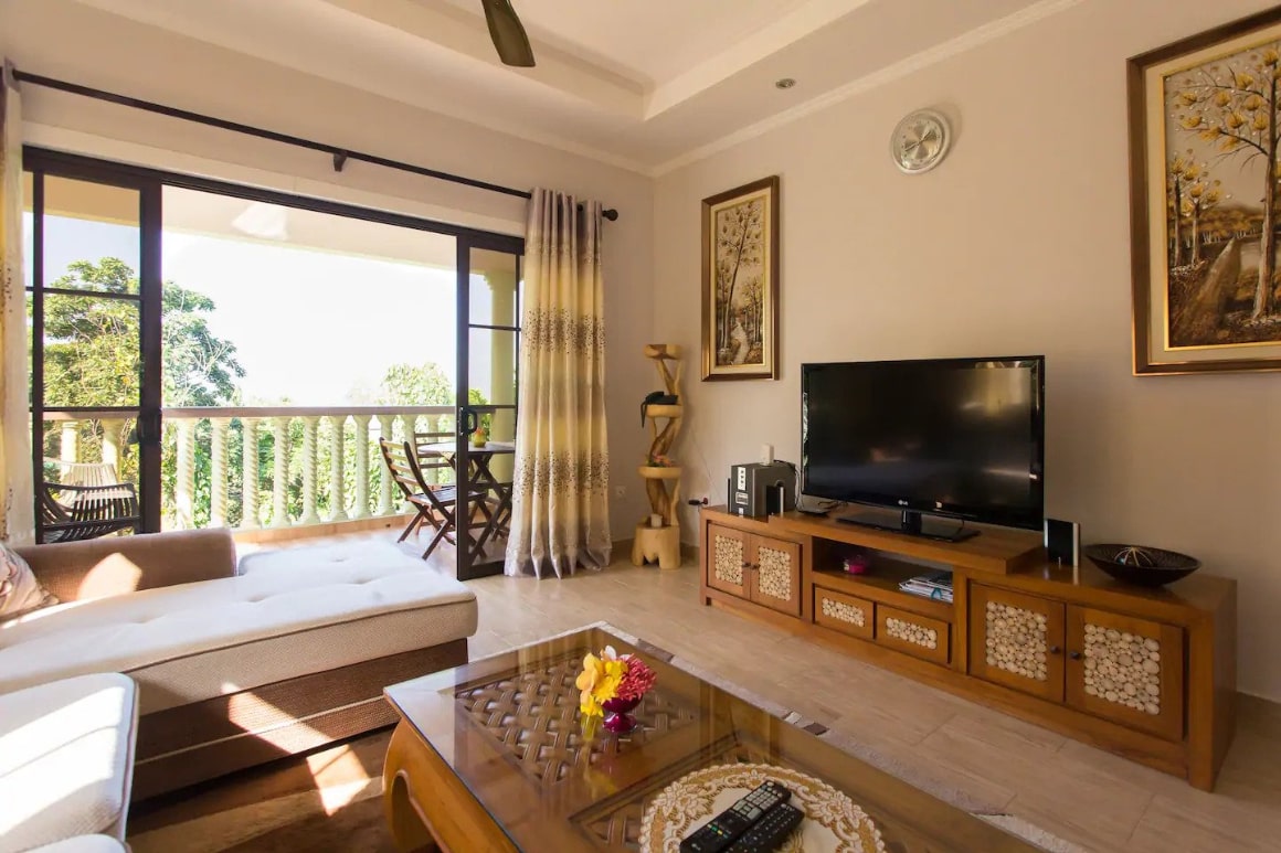 Charming 2 BR Family Apartment Seychelles