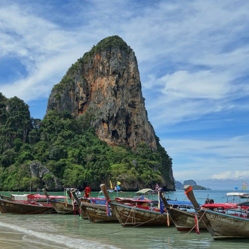 backpacking tour thailand