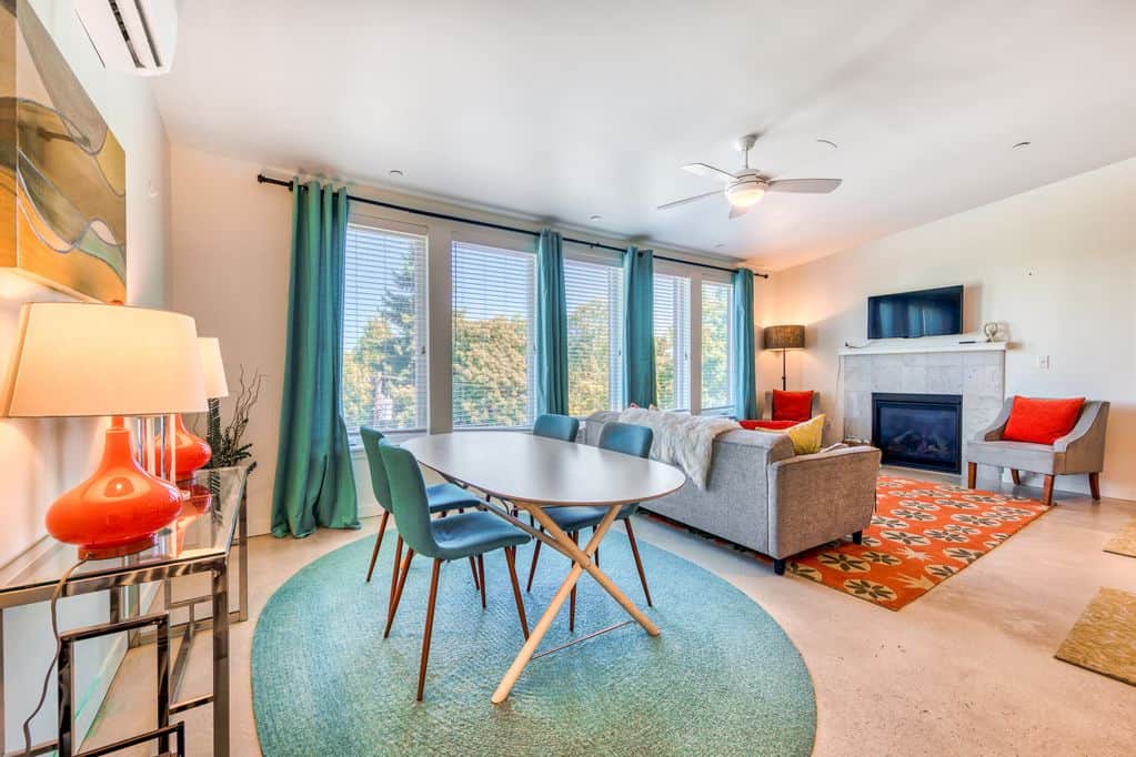 Dog-friendly condo with fireplace