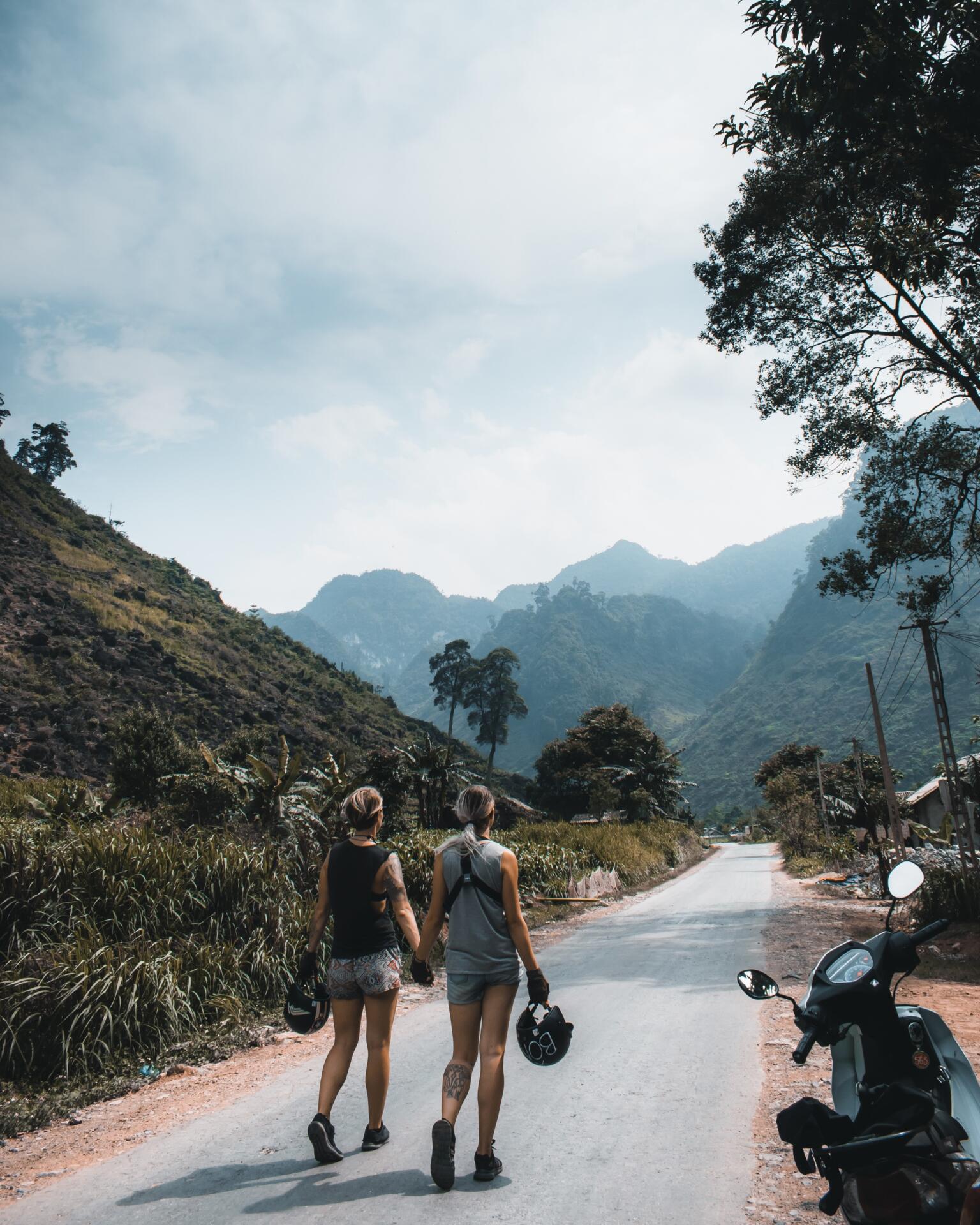 Walking along the Ha Giang loop road