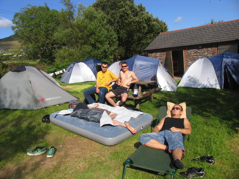 Rainbow Hostel Dingle - a cool hostel in Ireland with a nature twist