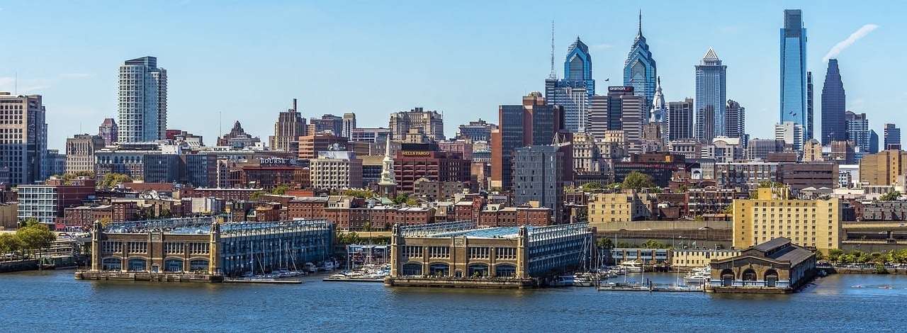 panoramic philadelphia skyline east coast road trip