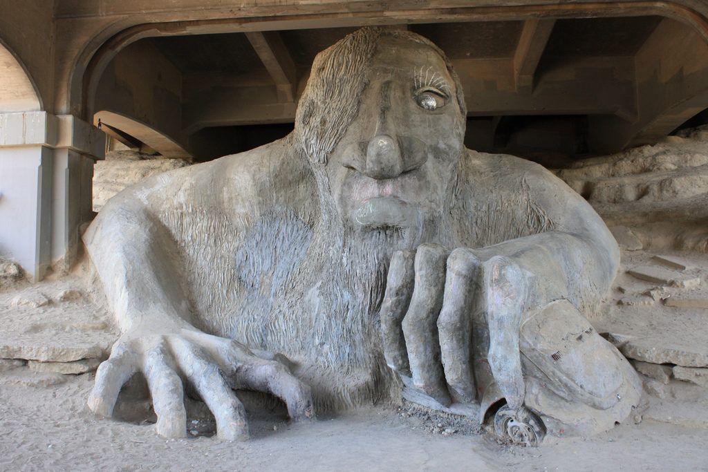 fremont troll seattle travel guide