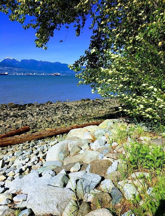 backpacking vancouver city beach