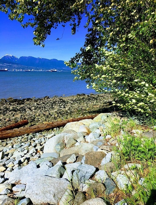 backpacking vancouver city beach