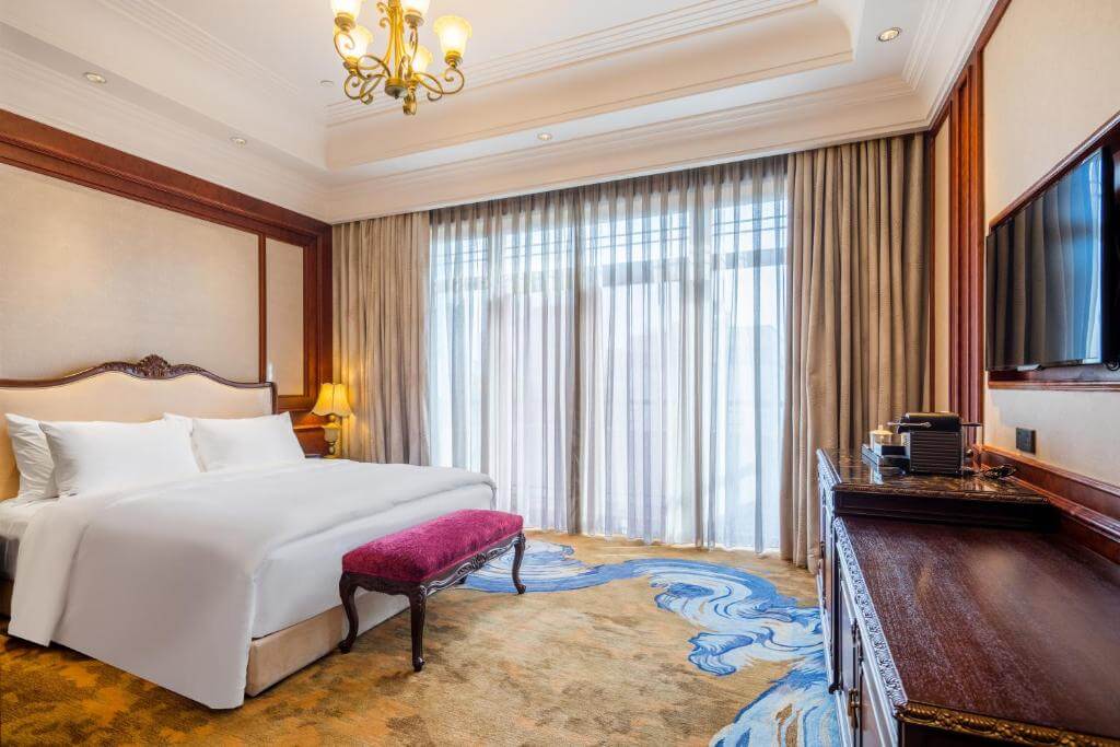 Shanghai Donghu Hotel