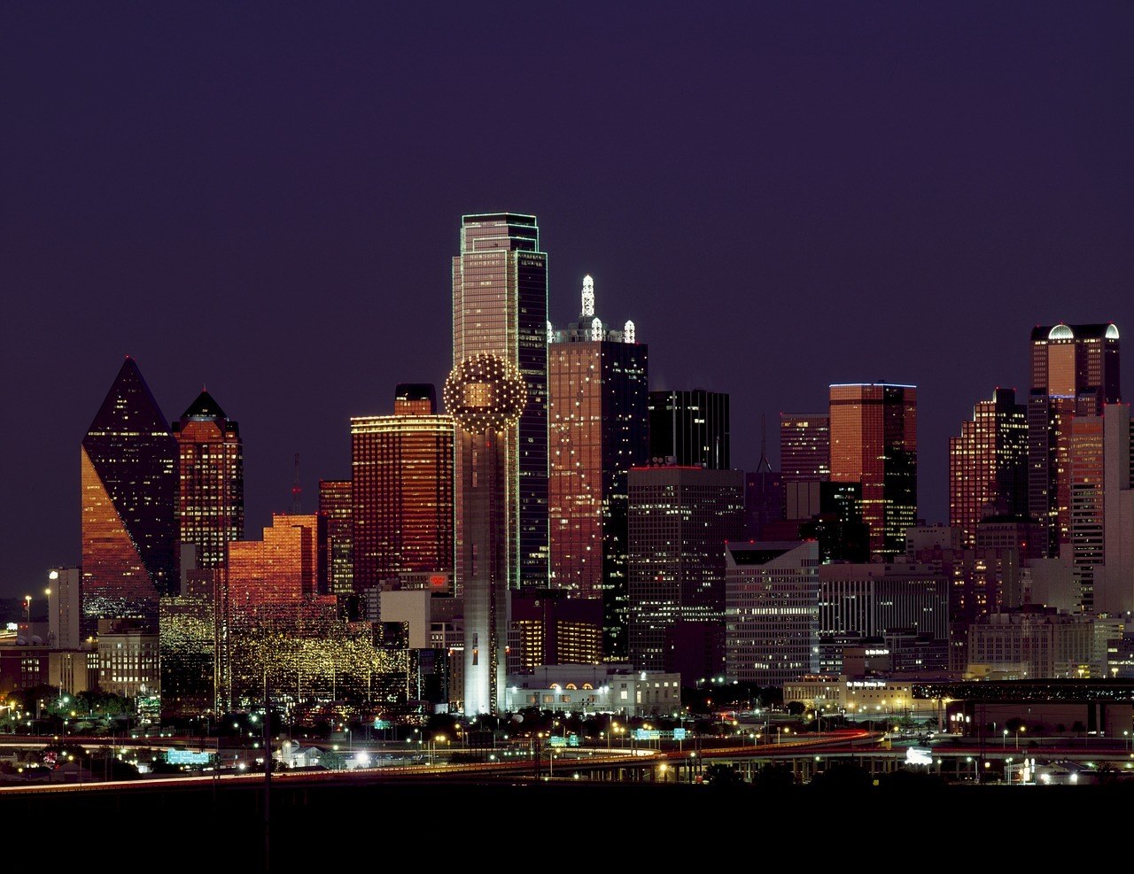 dallas things to do at night