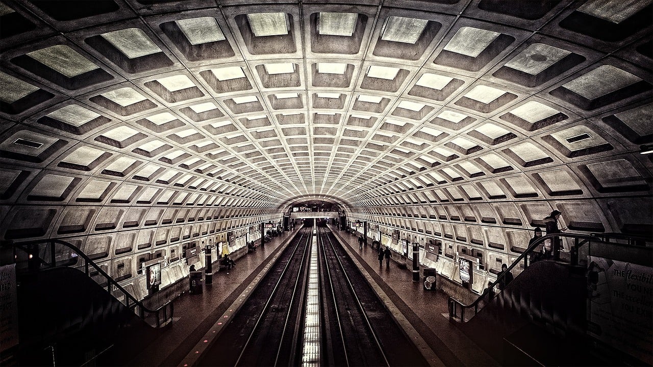 washington dc metro tunnel