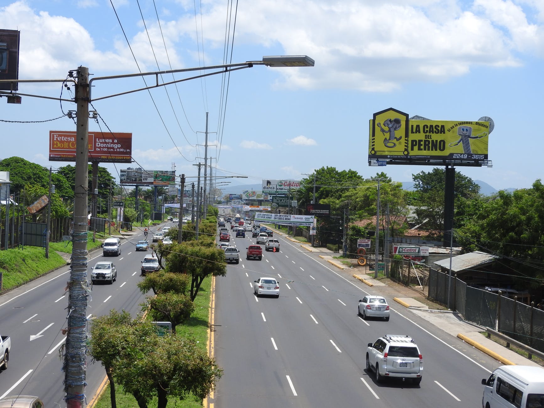 Driving in Nicaragua on a safe road