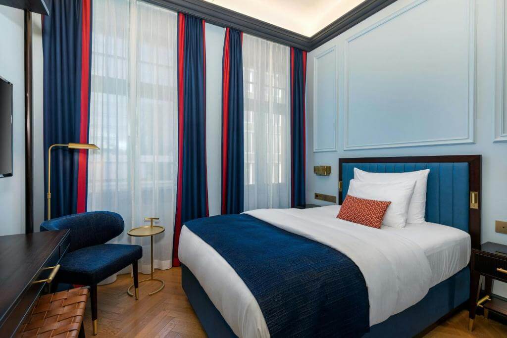 LUME Boutique Hotel