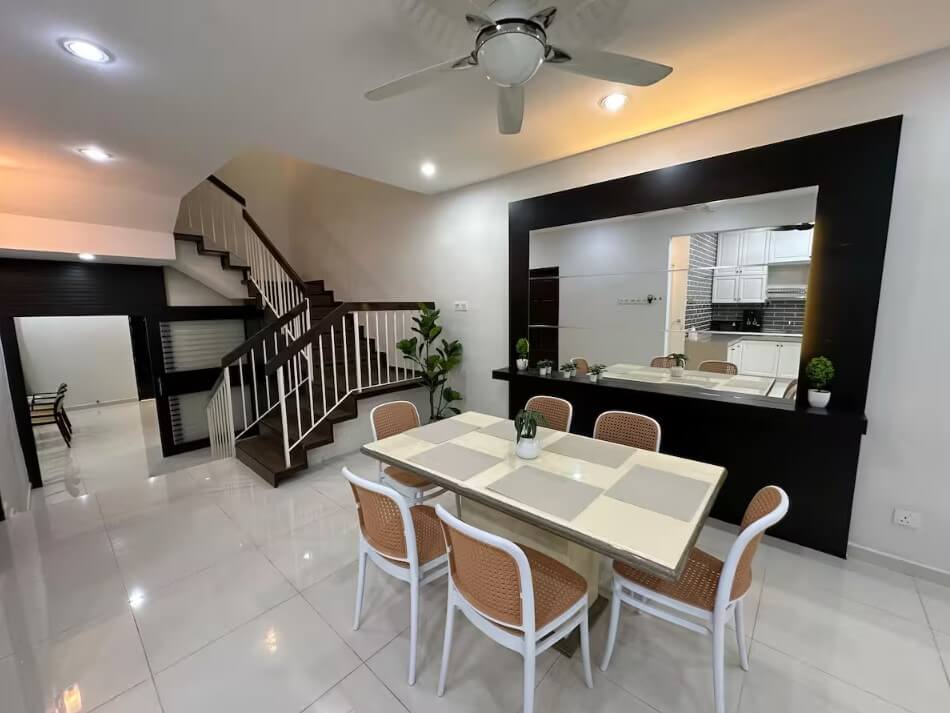Landed House