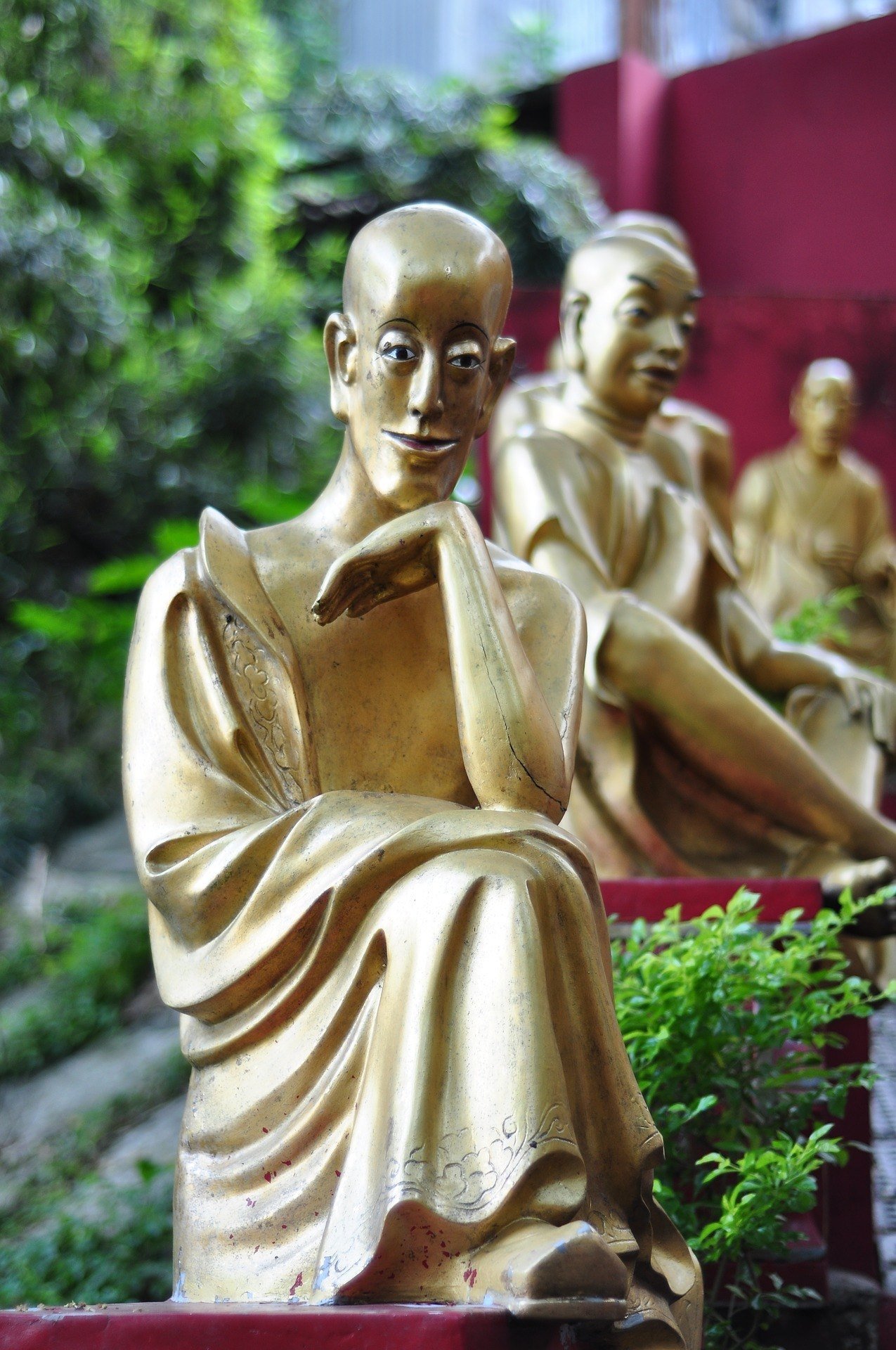 Ten Thousand Buddhas Monastery