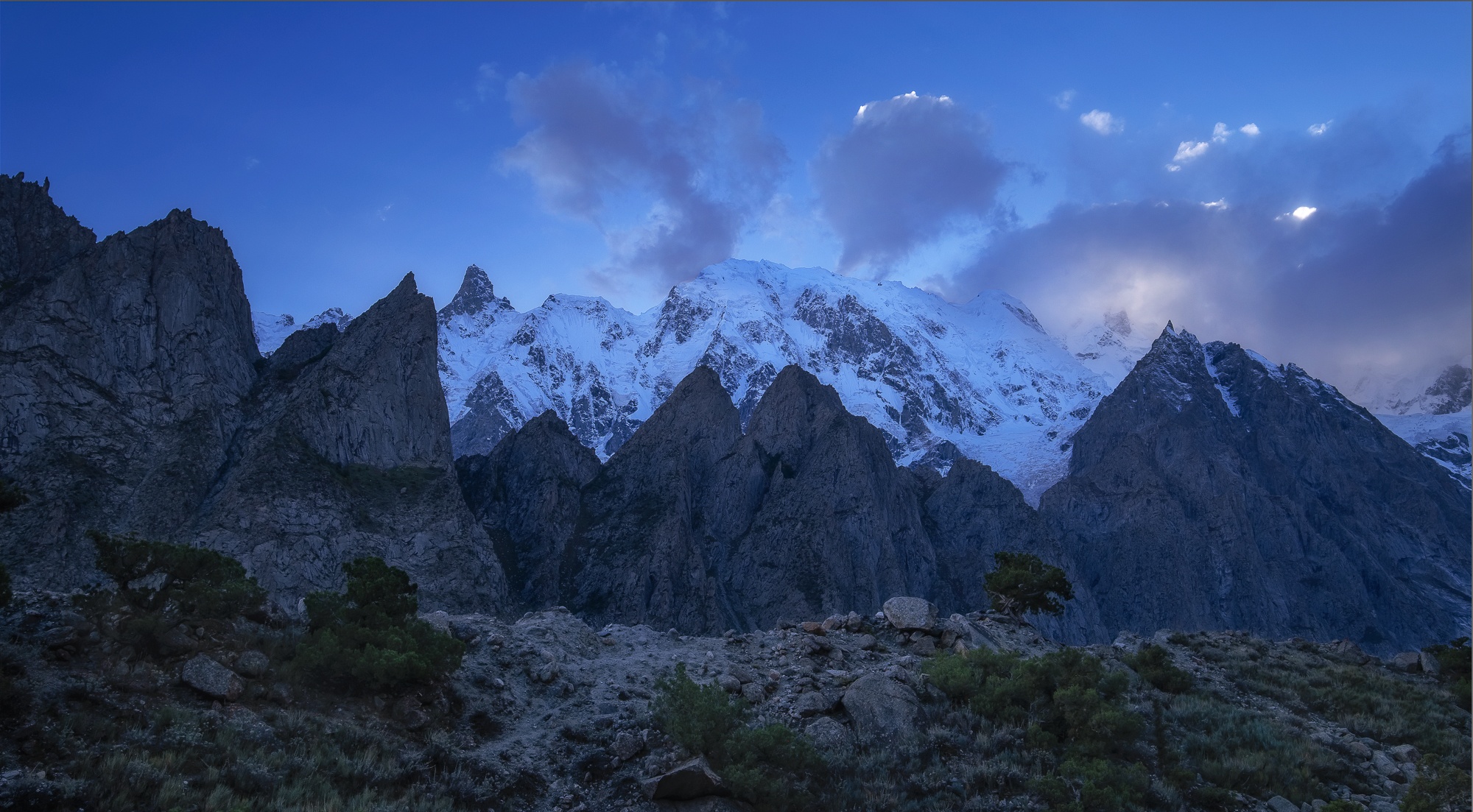 mountain sunset pakistan trekking
