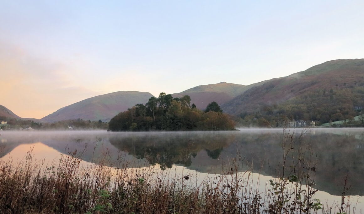 grasmere lake cumbria district