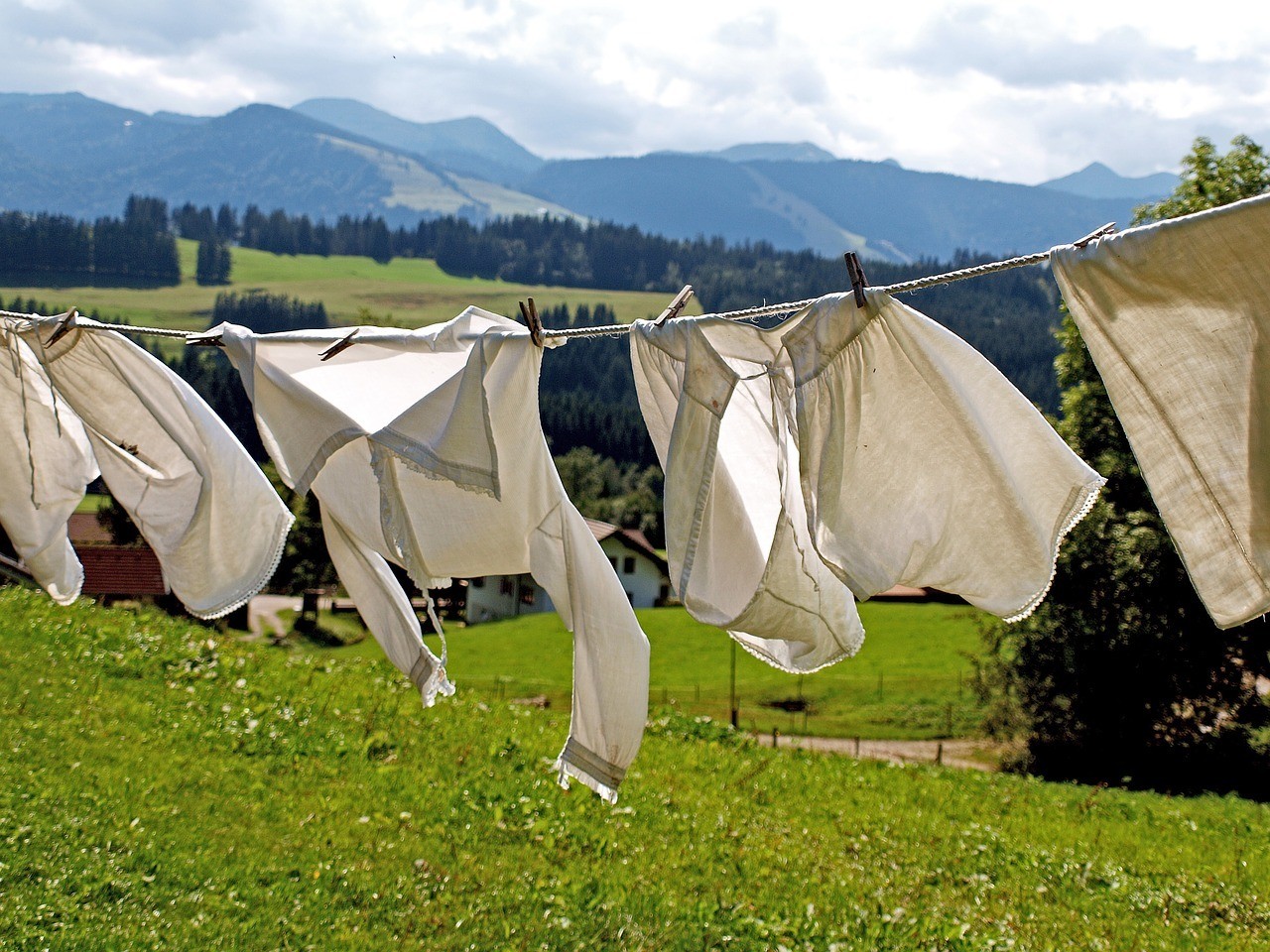 doing laundry on a road trip checklist