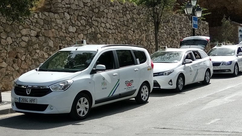 Are taxis safe in Spain?