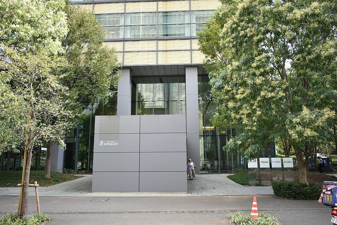 Akasaka Intercity Air