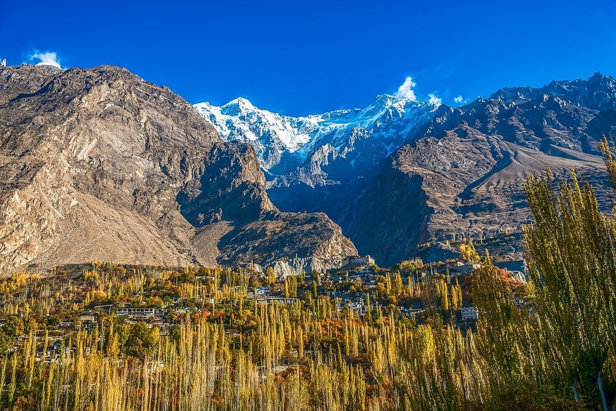 pakistan tour packages in autumn