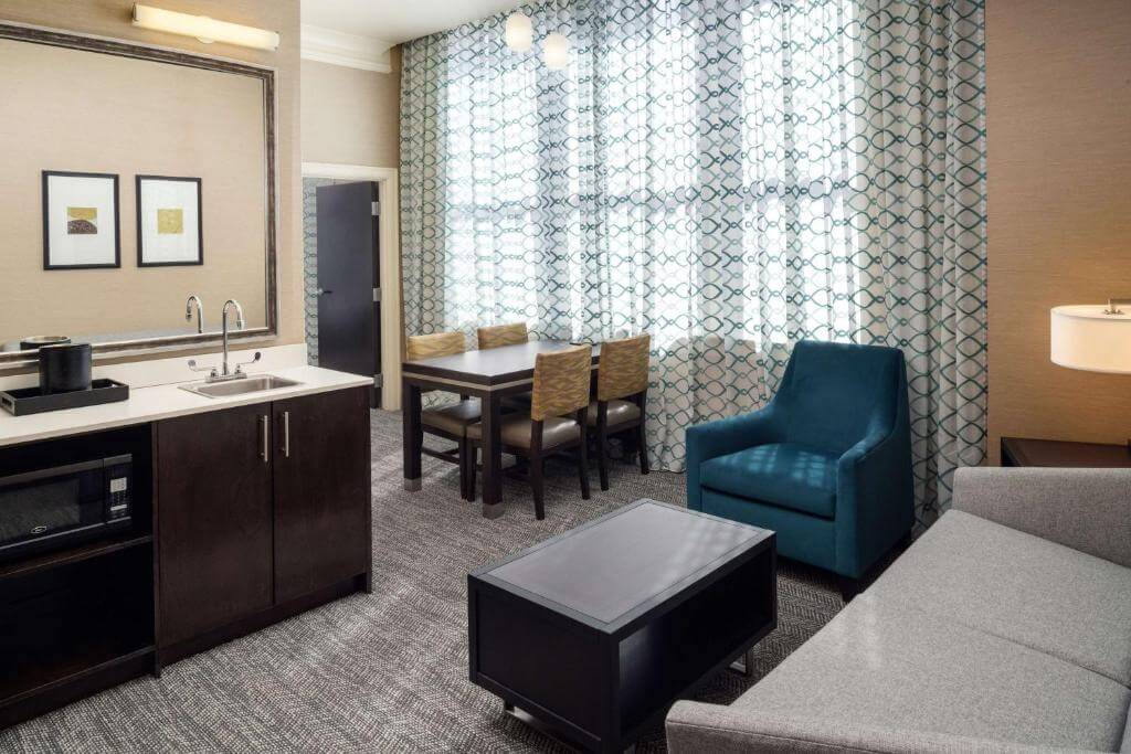 Embassy Suites Saint Louis Downtown