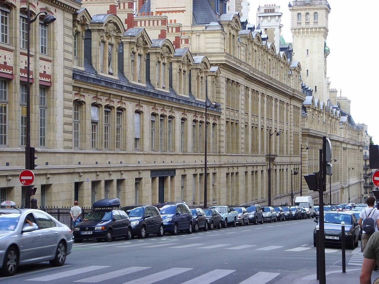 Latin Quarter - Cool place to see in Paris with friends