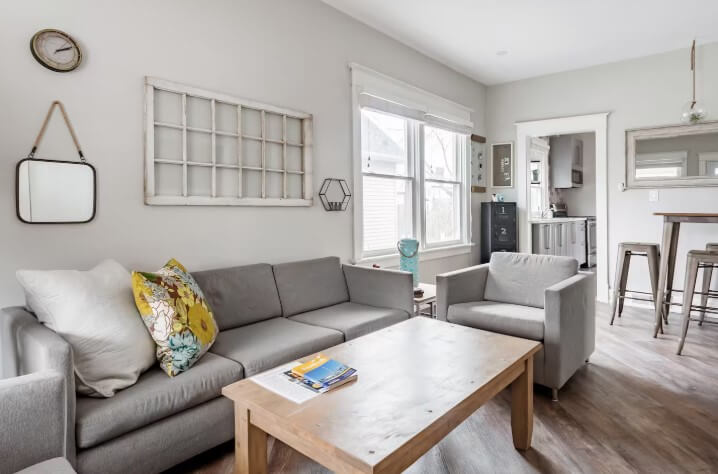 Renovated home in the heart of Niagara Falls