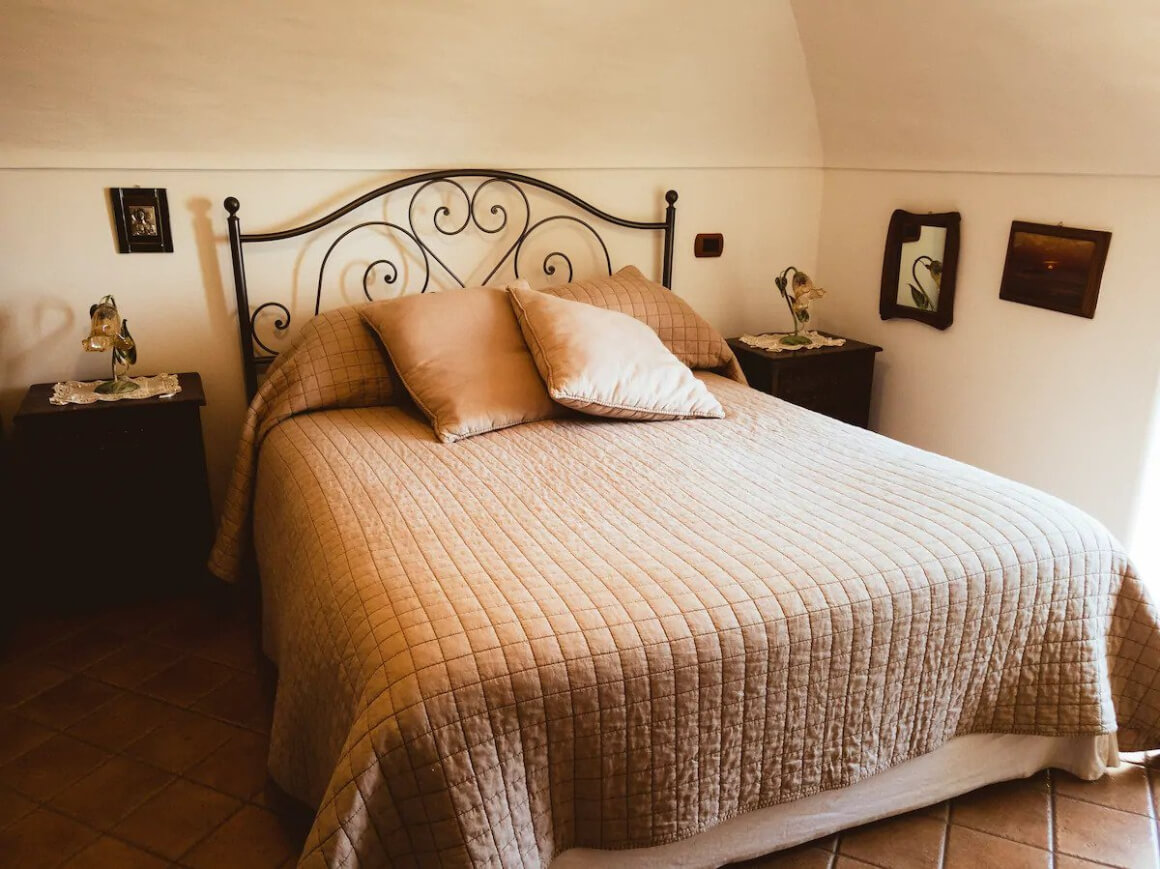 Stylish flat in peaceful Montepertuso