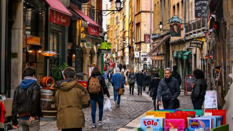 17 COOL Things to do in Lyon – Activities, Itineraries & Day Trips