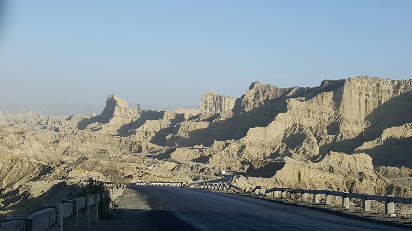 makron highway pakistan tour package