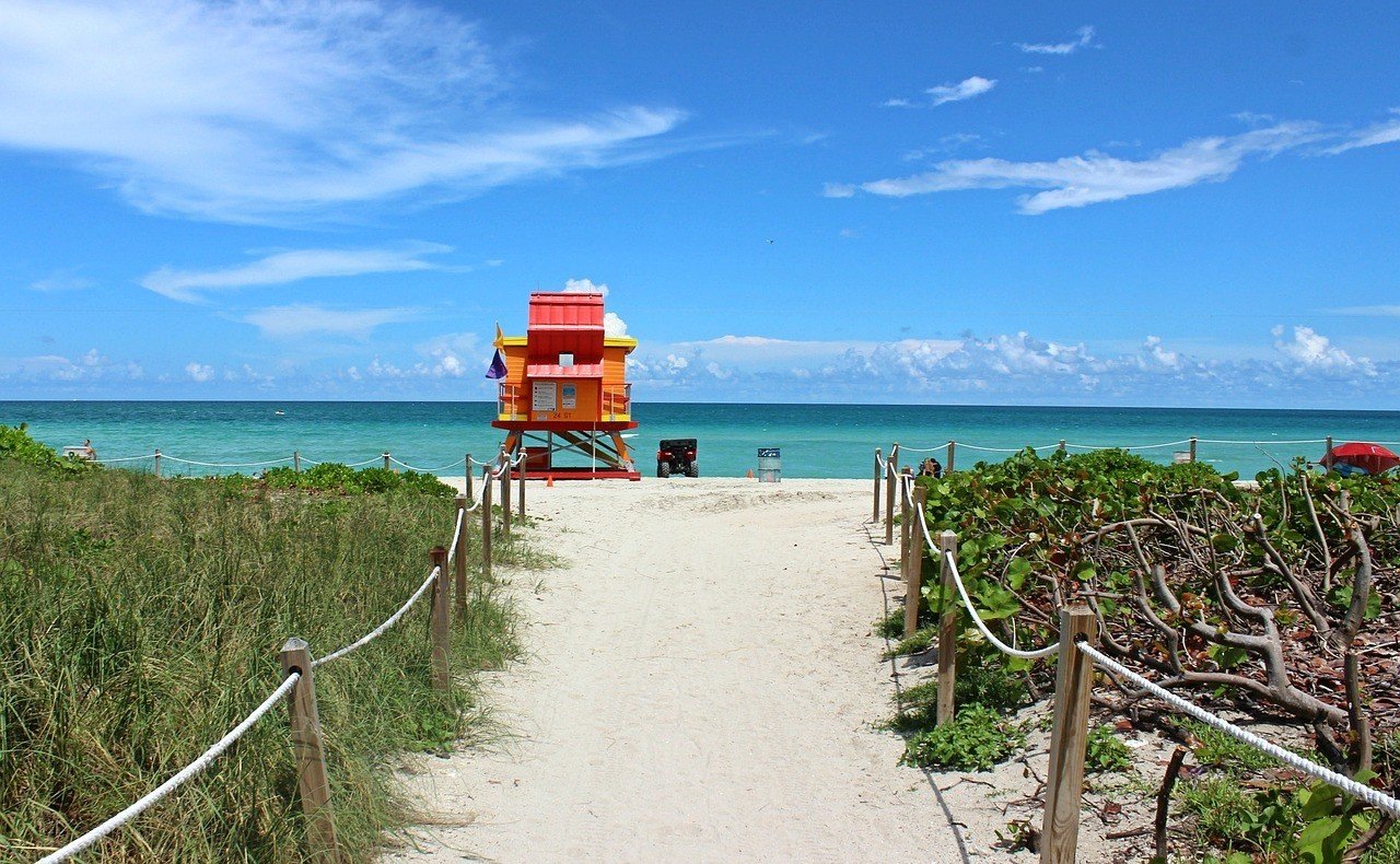 miami beach ocean hut