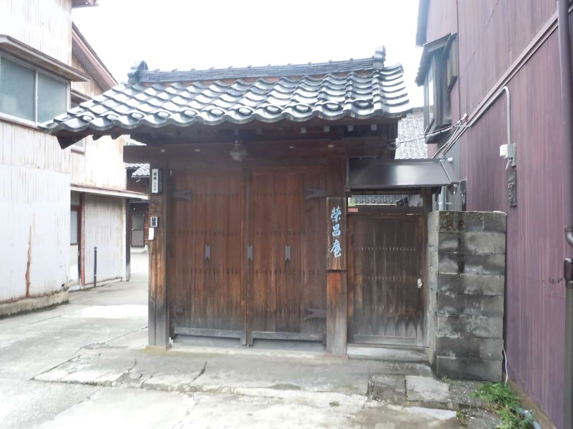 temple lodging kanazawa