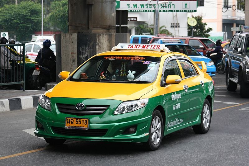 Are taxis safe in Bangkok?