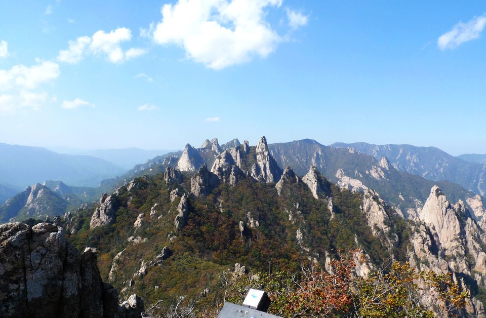 Seoraksan National Park and Naksansa Temple Group Tour