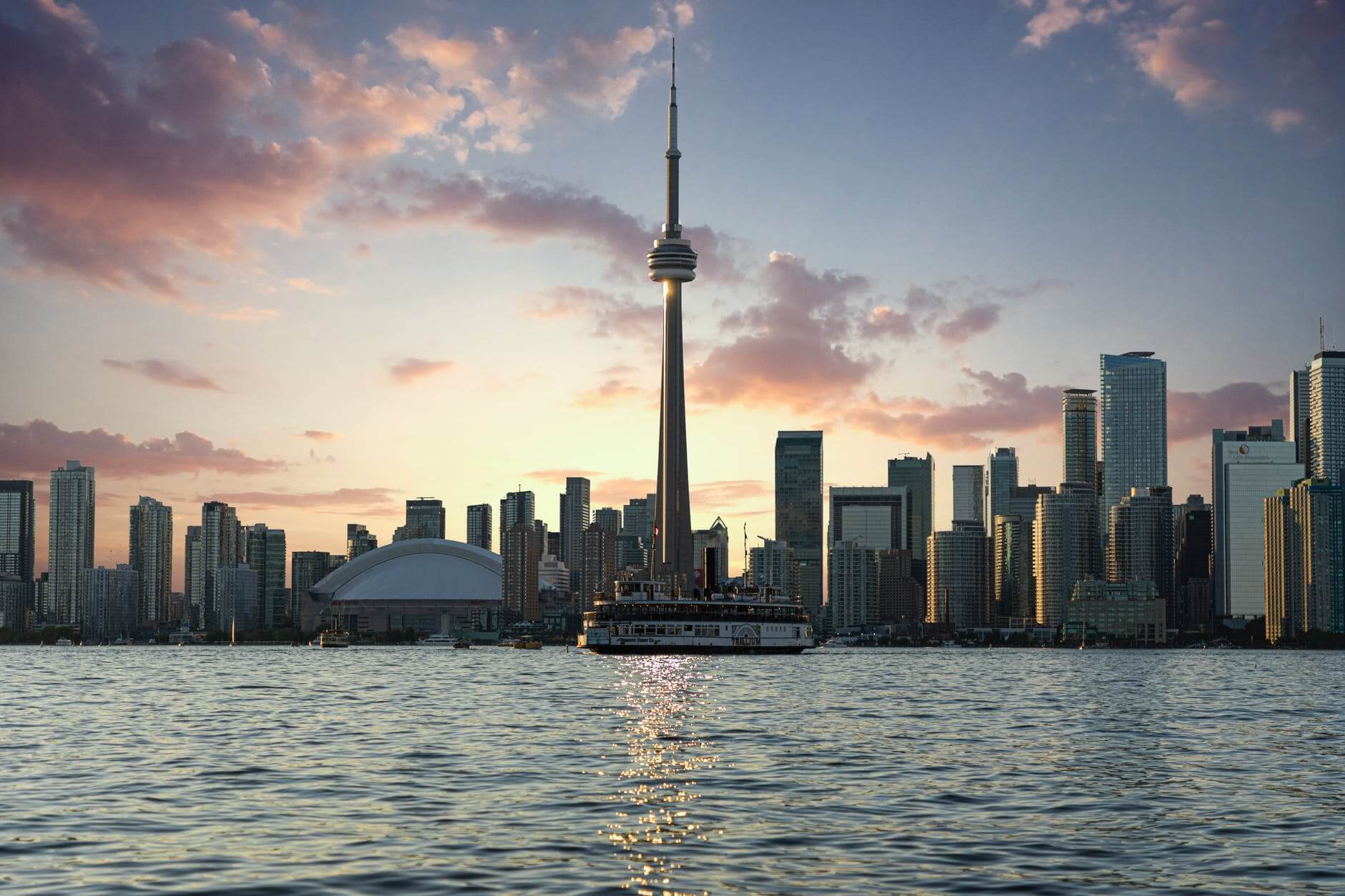 toronto areas to visit