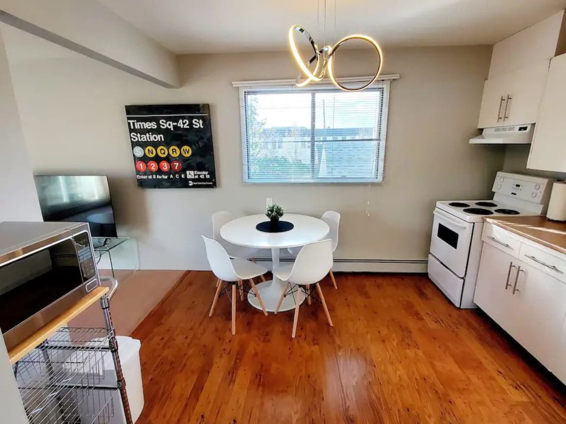 Top Floor Apartment with Balcony