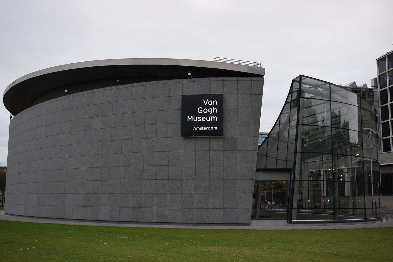 Visit the Van Gogh Museum