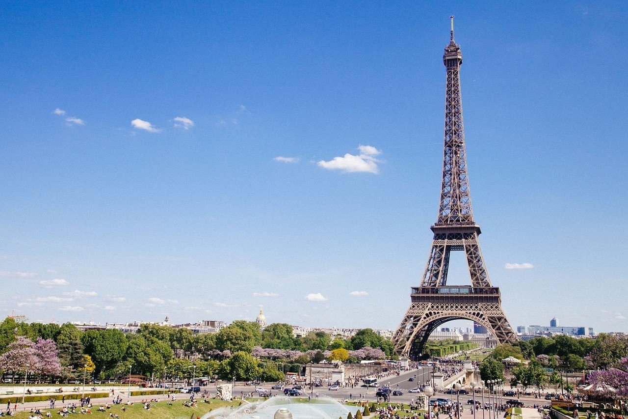 when to visit Paris