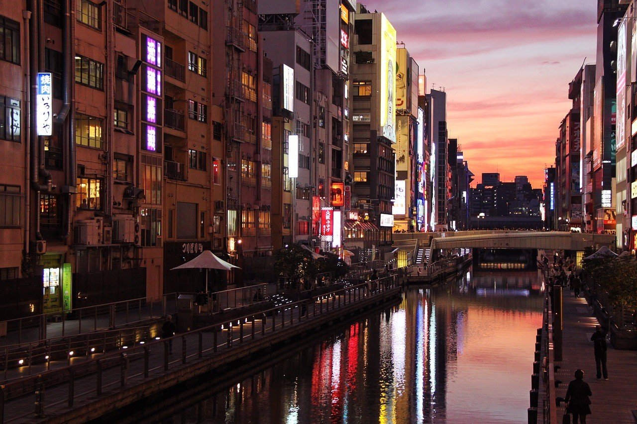 Osaka canals looking pretty at night